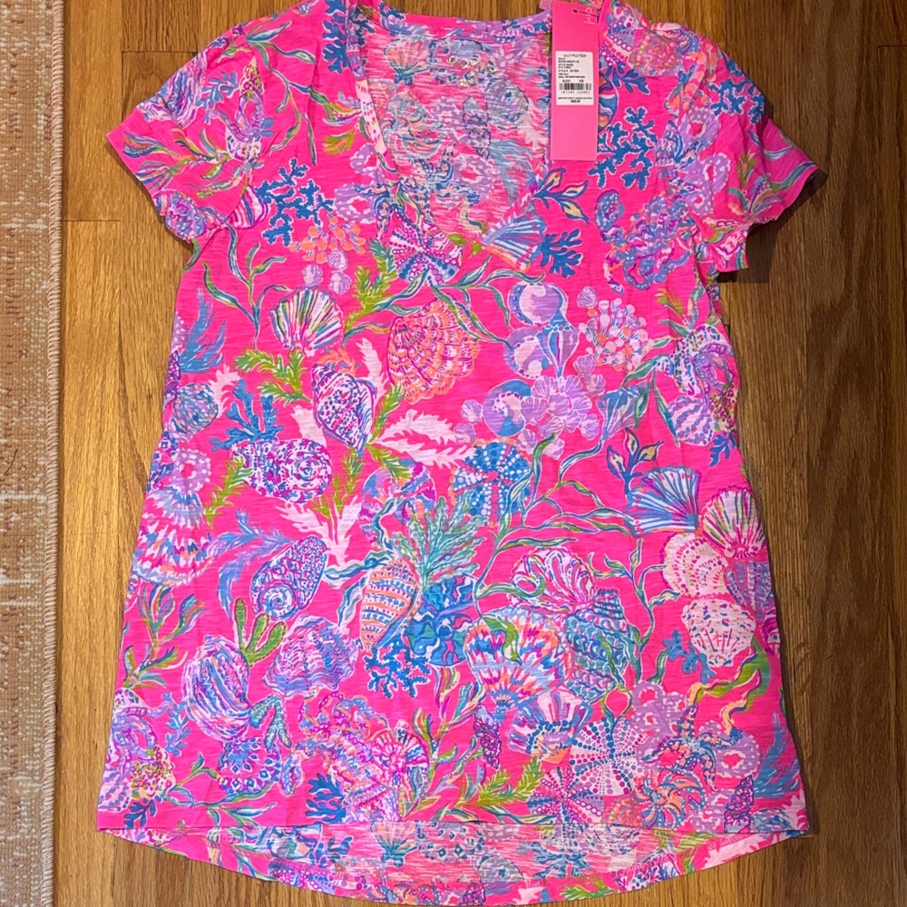 Lilly Pulitzer Etta V-Neck Tee